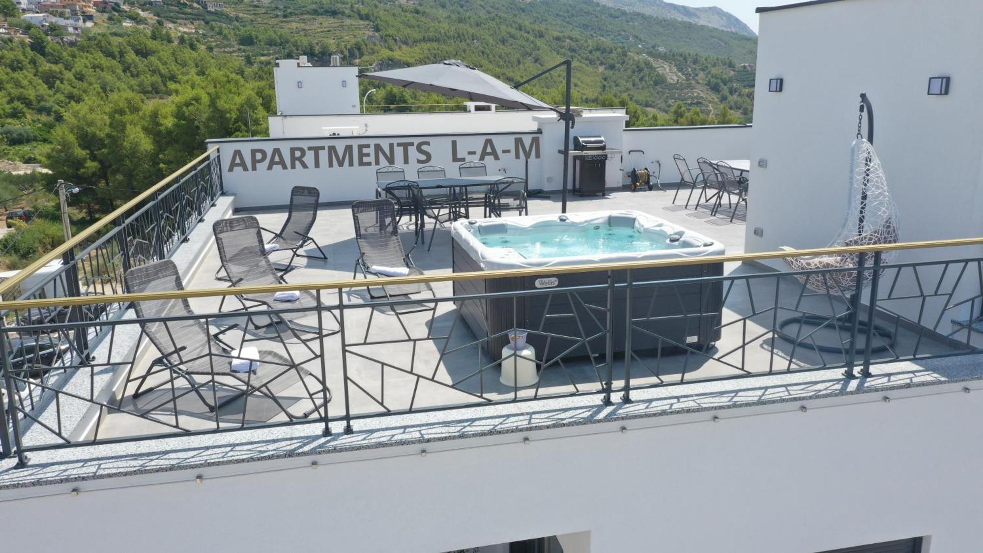 Apartments L-A-M Podstrana Eksteriør bilde